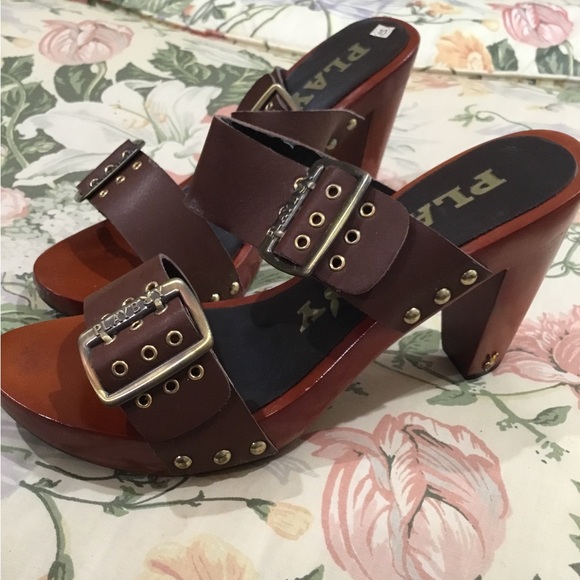 Playboy - Picture 4 of 6